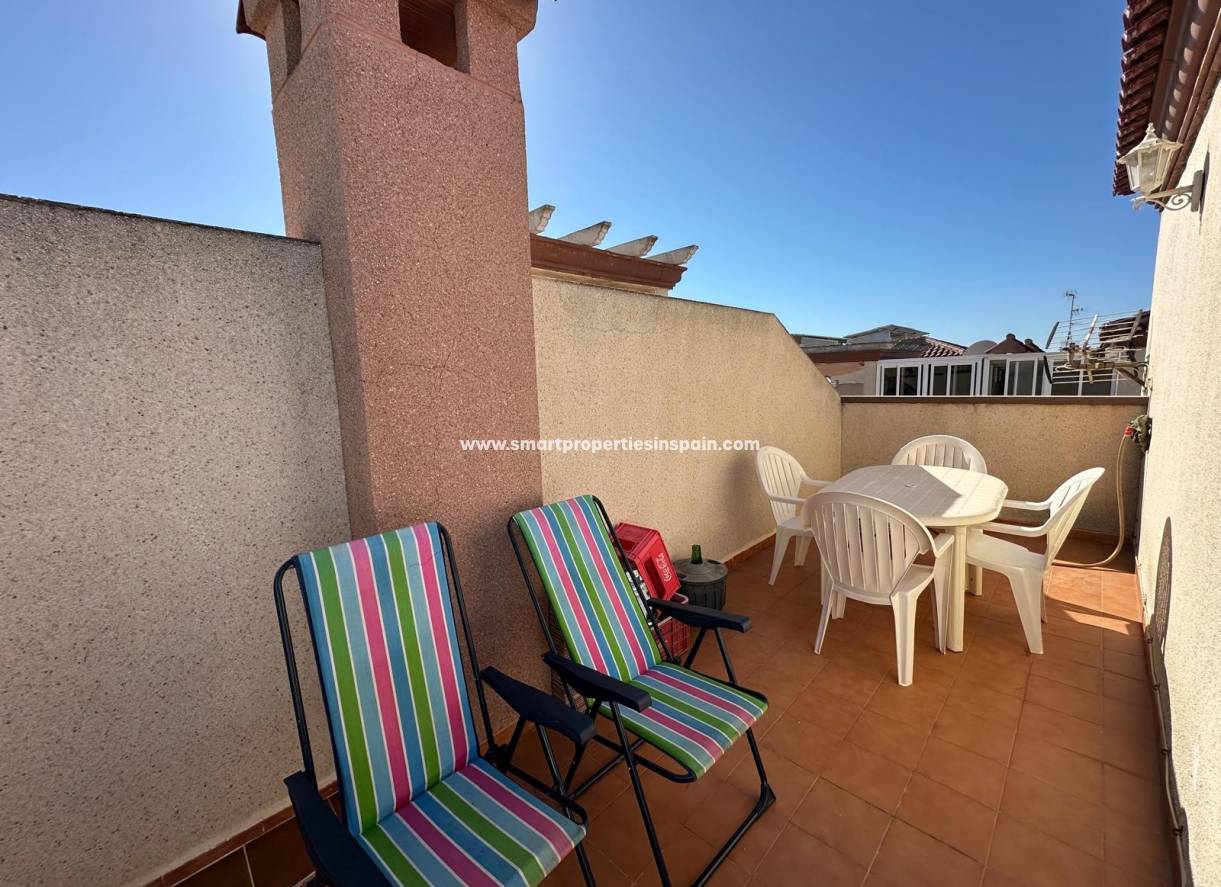 Reventa - Semi Detached Villa - La Marina - Urbanización La Marina