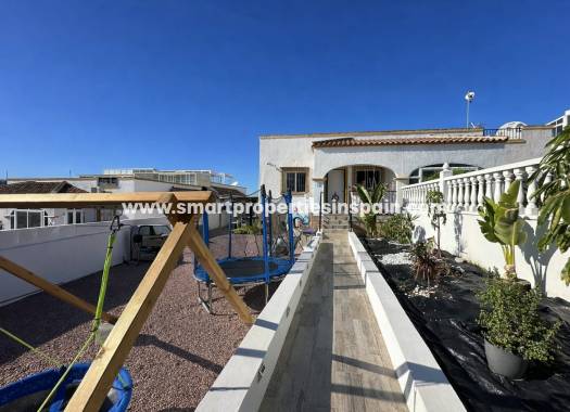 Reventa - Semi Detached Villa - La Marina - Urbanización La Marina