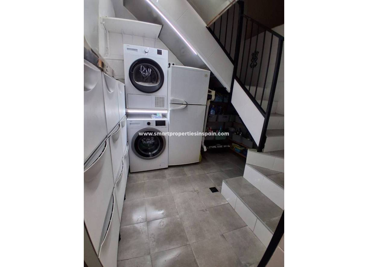 Reventa - Semi Detached Villa - La Marina - Urbanización La Marina