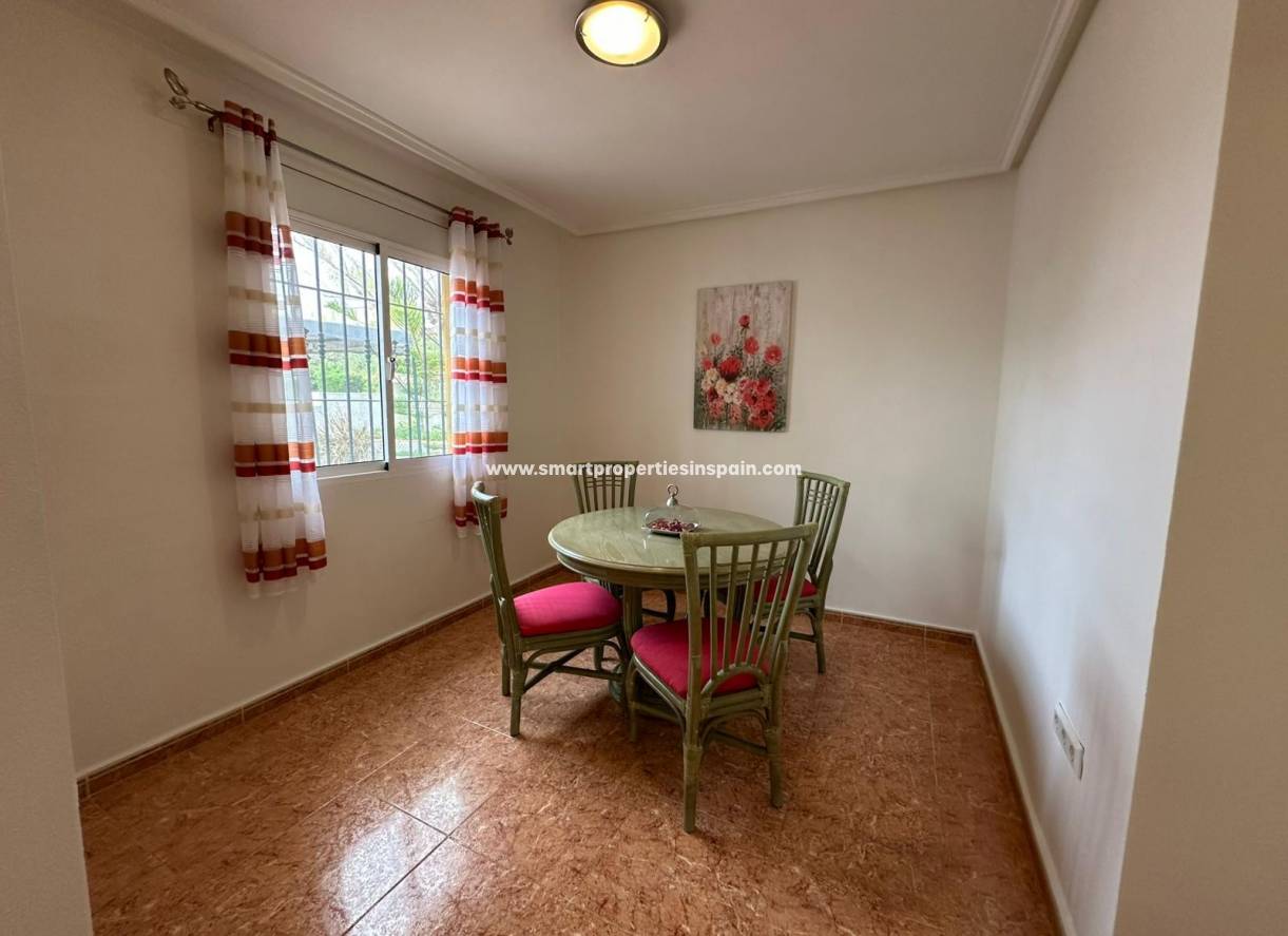 Reventa - Semi Detached Villa - La Marina - Urbanización La Marina