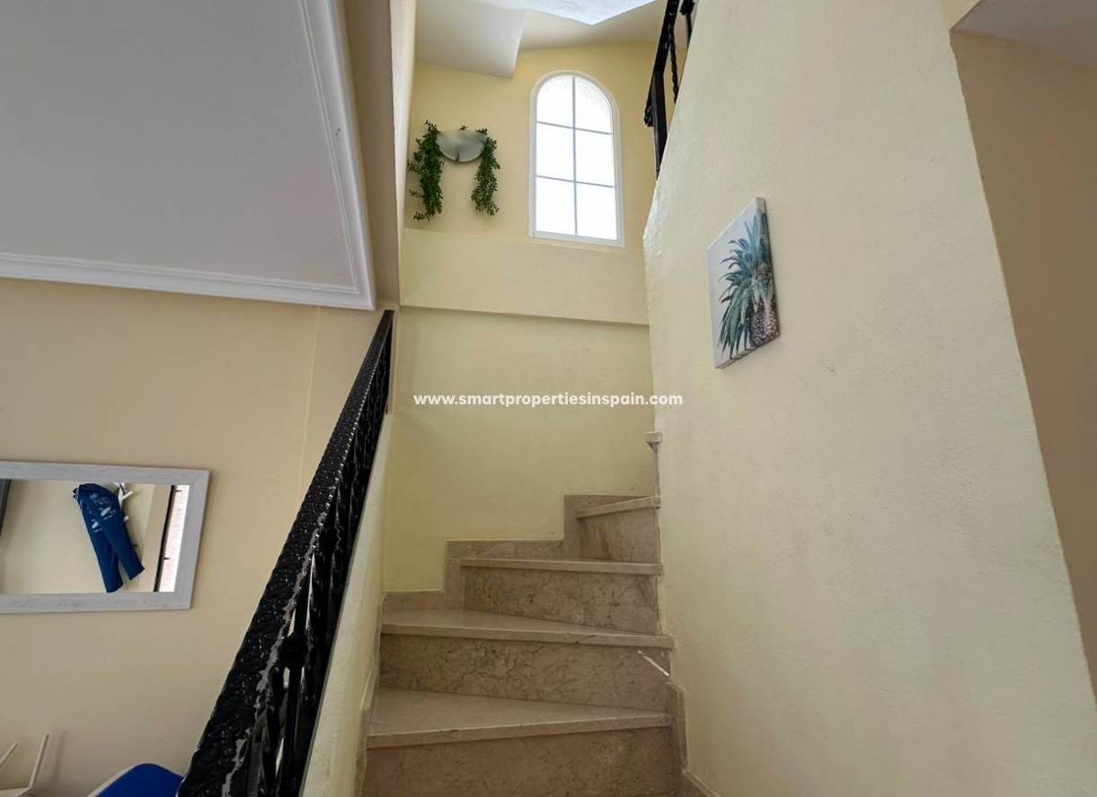 Reventa - Semi Detached Villa - La Marina - Urbanización La Marina