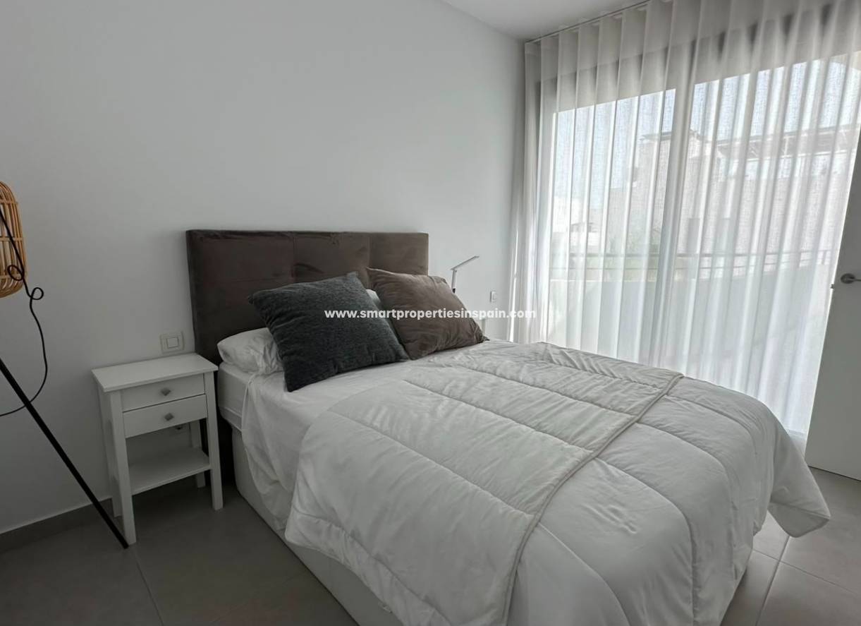 Reventa - Semi Detached Villa - La Marina - Urbanización La Marina