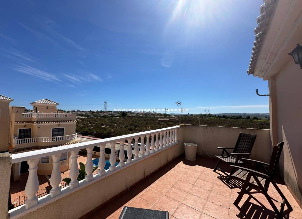 Reventa - Semi Detached Villa - La Marina - Urbanización La Marina