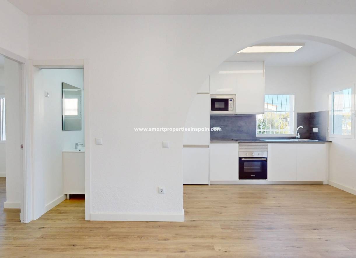 Reventa - Semi Detached Villa - San Miguel de Salinas