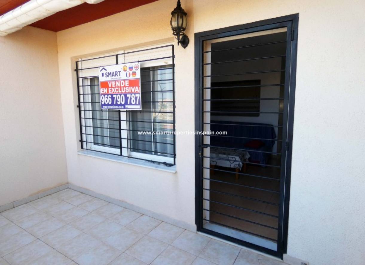 Reventa - Vivienda Adosada - La Marina - Urbanización La Marina