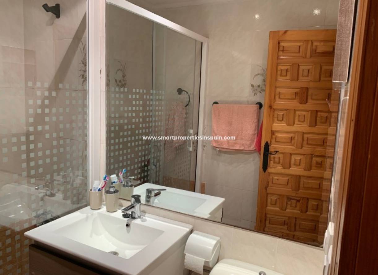 Reventa - Vivienda Adosada - La Marina - Urbanización La Marina