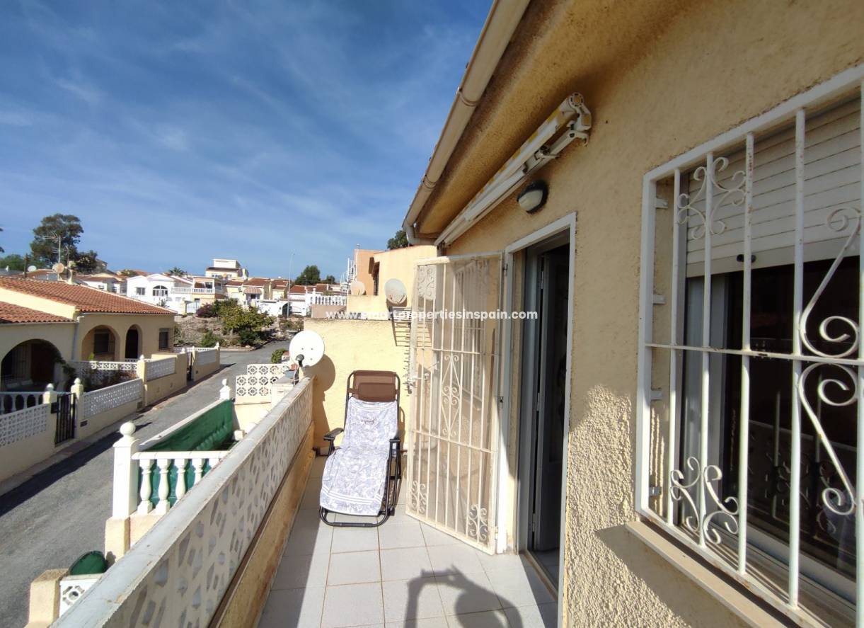Reventa - Vivienda Adosada - La Marina - Urbanización La Marina