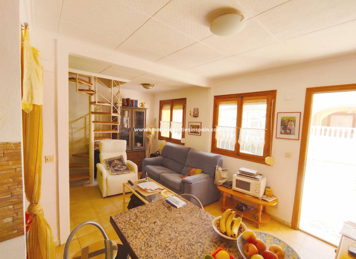 Reventa - Vivienda Adosada - La Marina - Urbanización La Marina