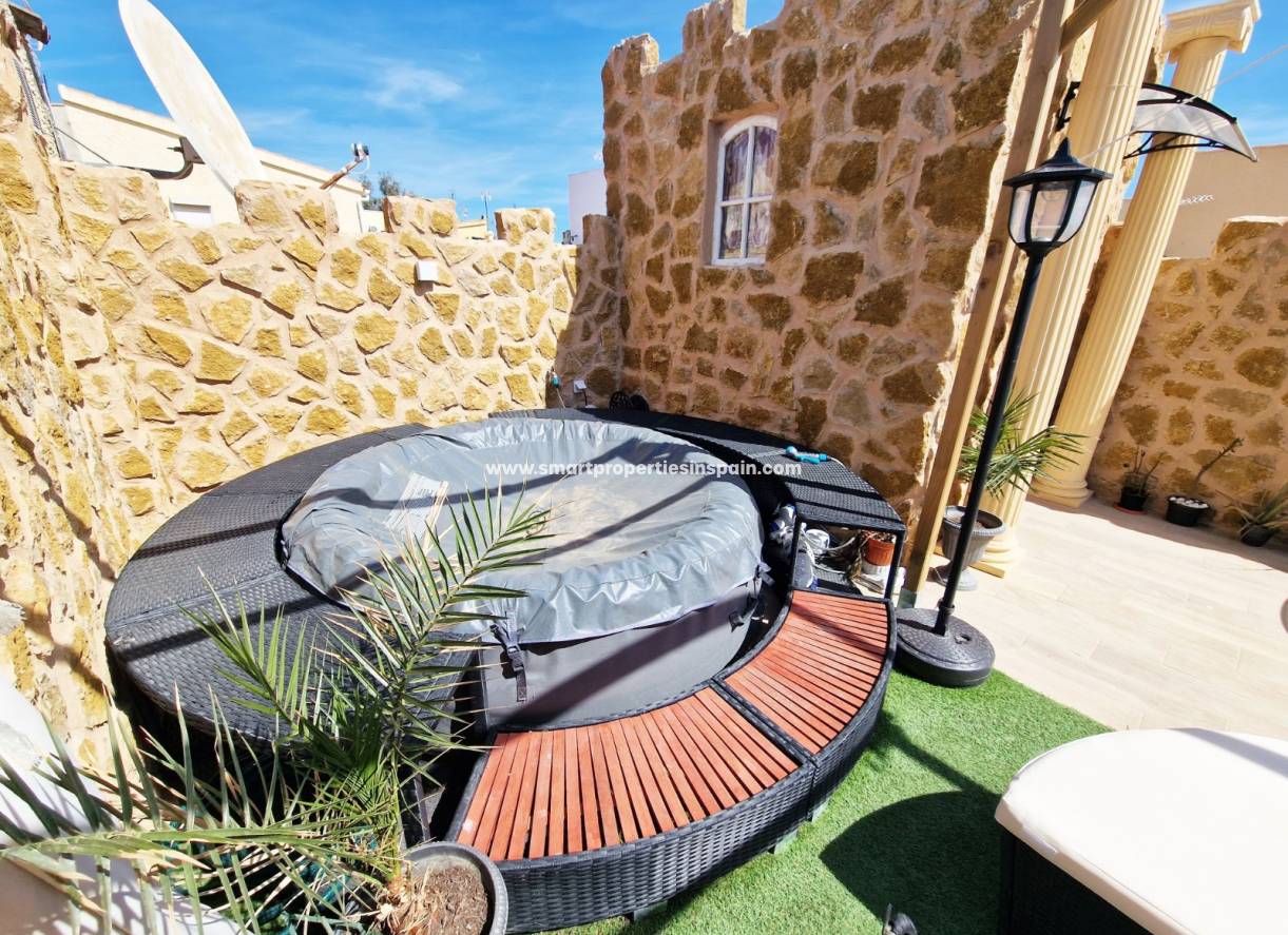 Reventa - Vivienda Adosada - La Marina - Urbanización La Marina
