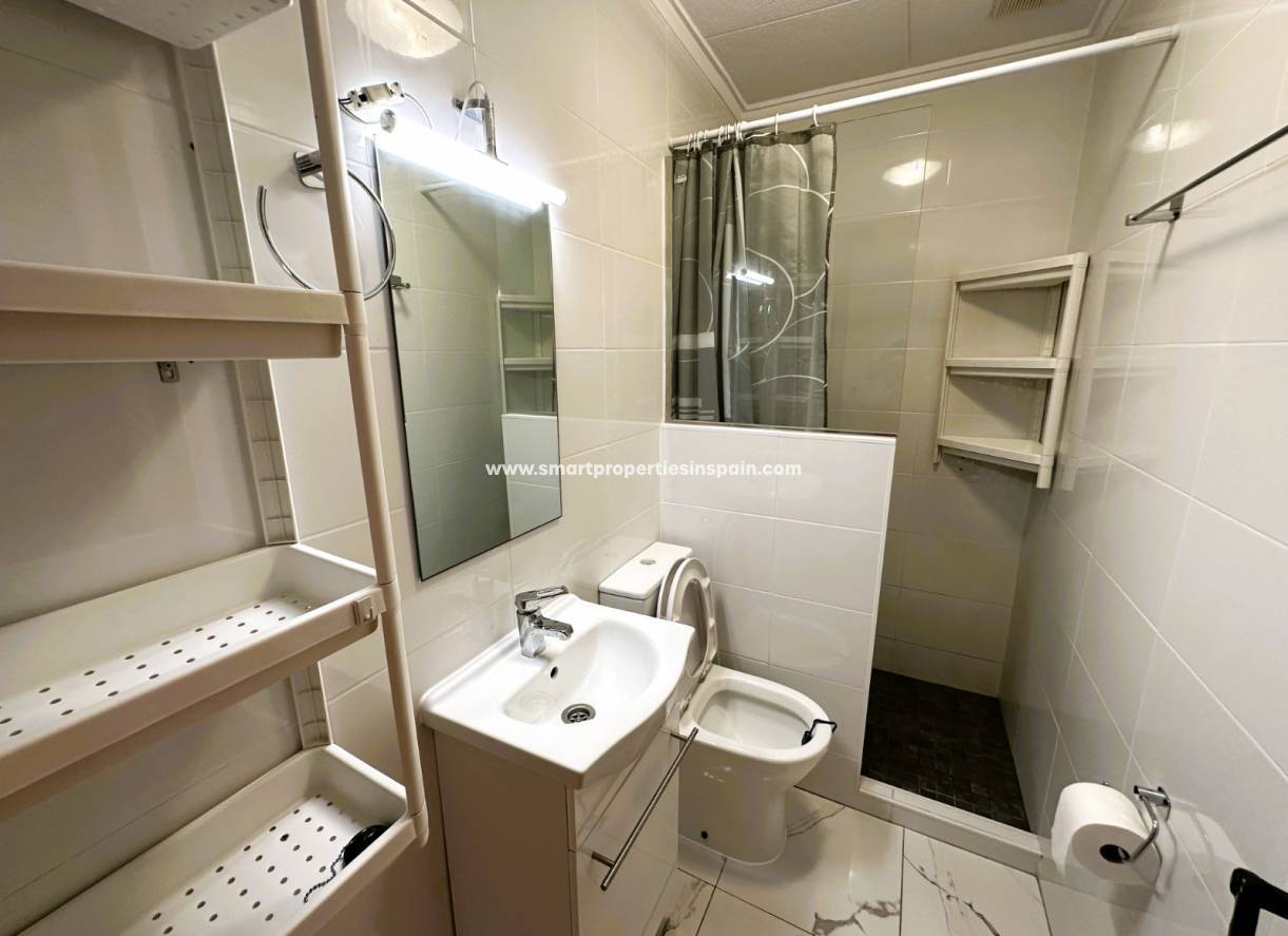 Reventa - Vivienda Adosada - La Marina - Urbanización La Marina
