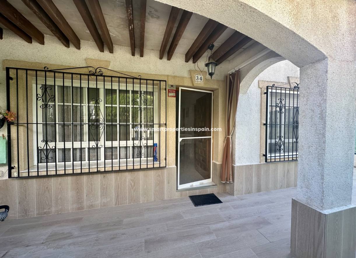 Reventa - Vivienda Adosada - La Marina - Urbanización La Marina