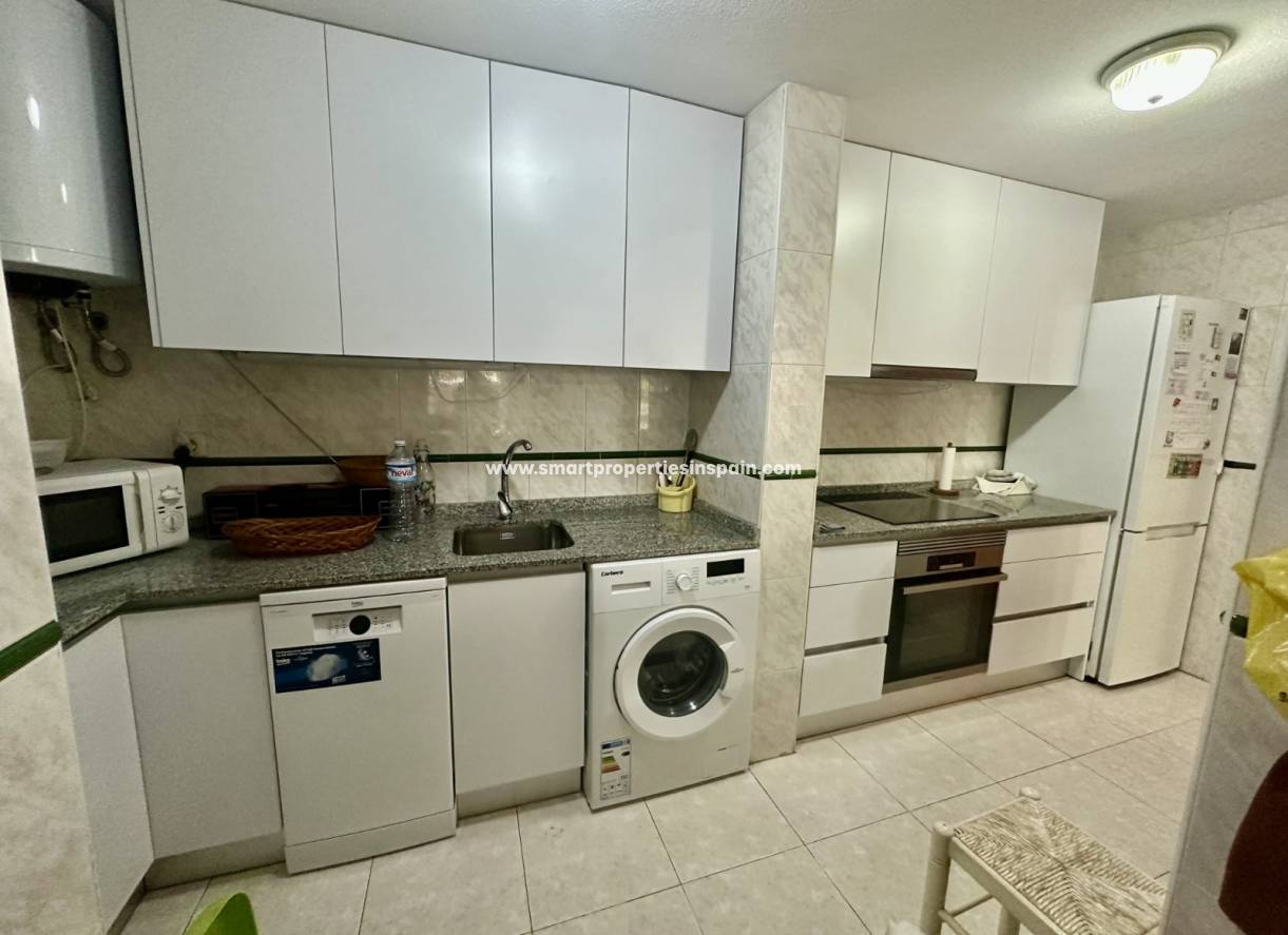 Reventa - Vivienda Adosada - La Marina - Urbanización La Marina
