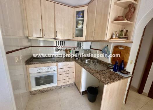 Reventa - Vivienda Adosada - La Marina - Urbanización La Marina
