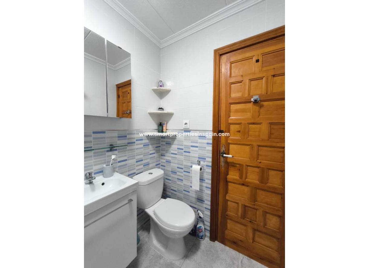 Reventa - Vivienda Adosada - La Marina - Urbanización La Marina