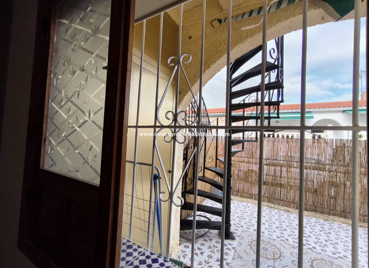 Reventa - Vivienda Adosada - La Marina - Urbanización La Marina