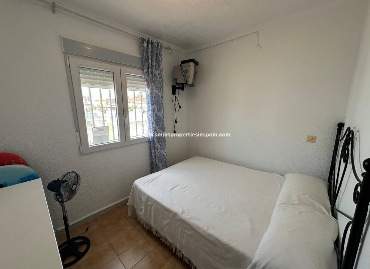 Reventa - Vivienda Adosada - La Marina - Urbanización La Marina