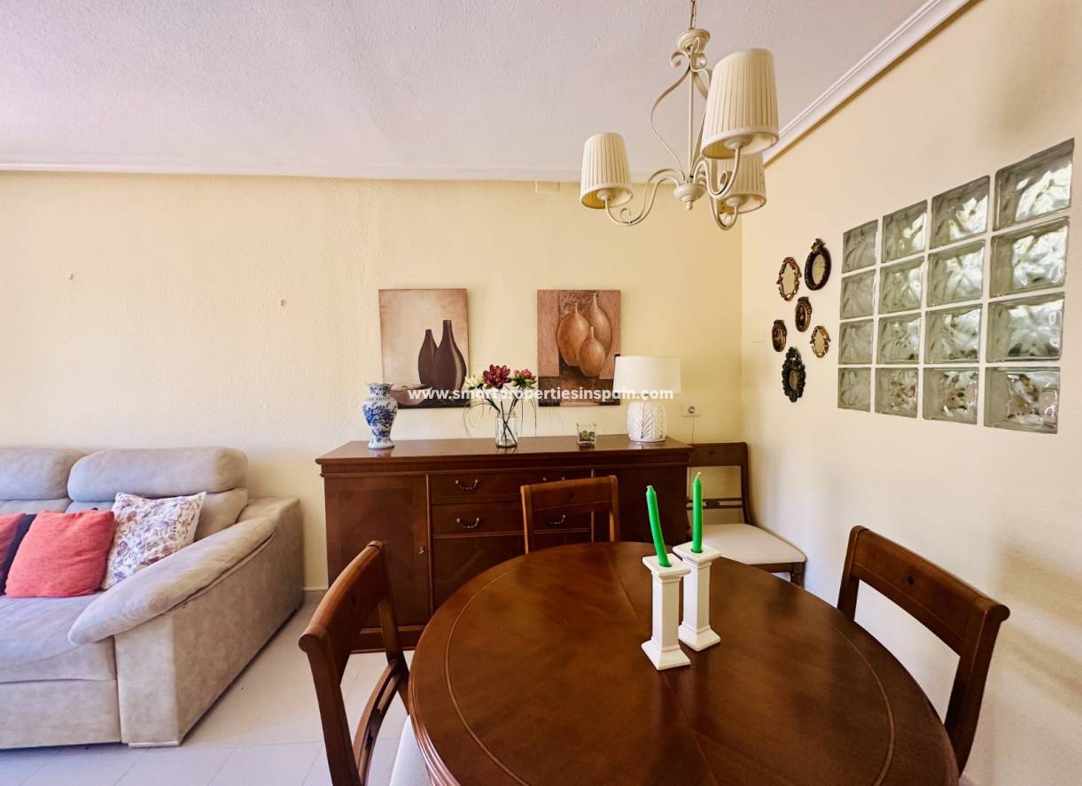 Reventa - Vivienda Adosada - La Marina - Urbanización La Marina