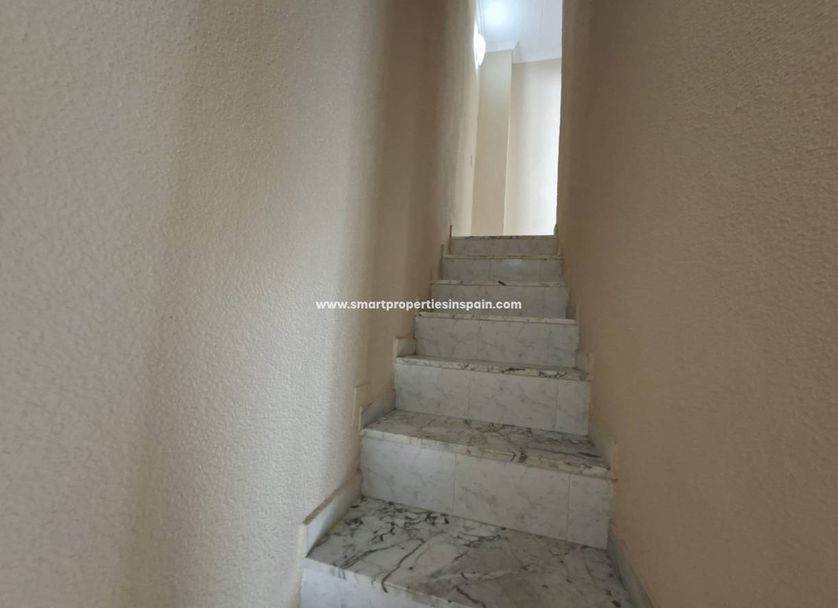 Reventa - Vivienda Adosada - La Marina - Urbanización La Marina