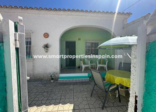 Reventa - Vivienda Adosada - La Marina - Urbanización La Marina