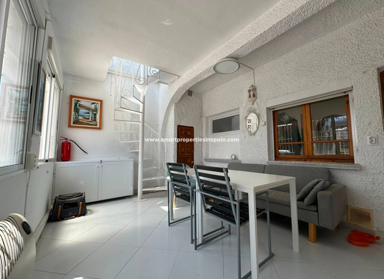 Reventa - Vivienda Adosada - La Marina - Urbanización La Marina