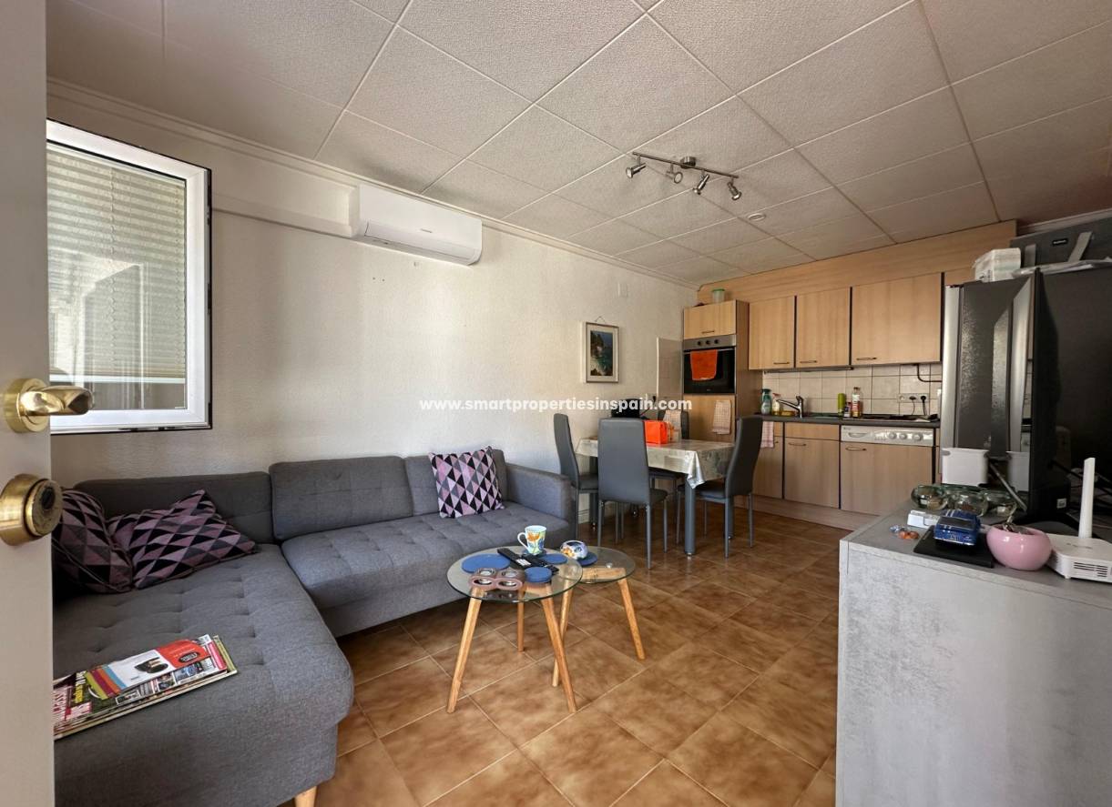 Reventa - Vivienda Adosada - La Marina - Urbanización La Marina