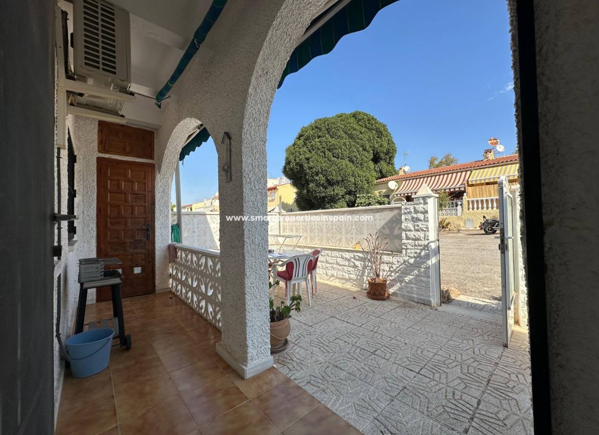 Reventa - Vivienda Adosada - La Marina - Urbanización La Marina