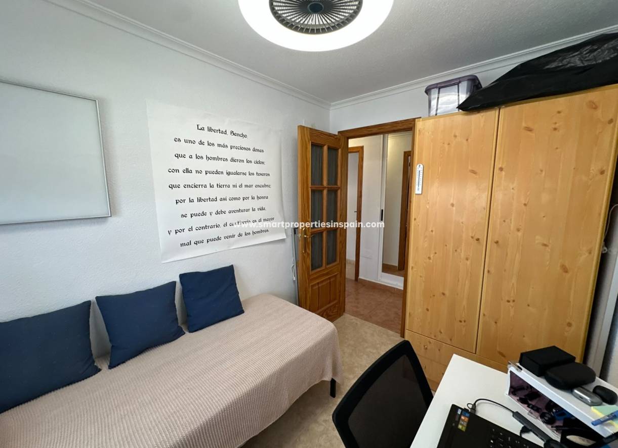 Reventa - Vivienda Adosada - La Marina - Urbanización La Marina