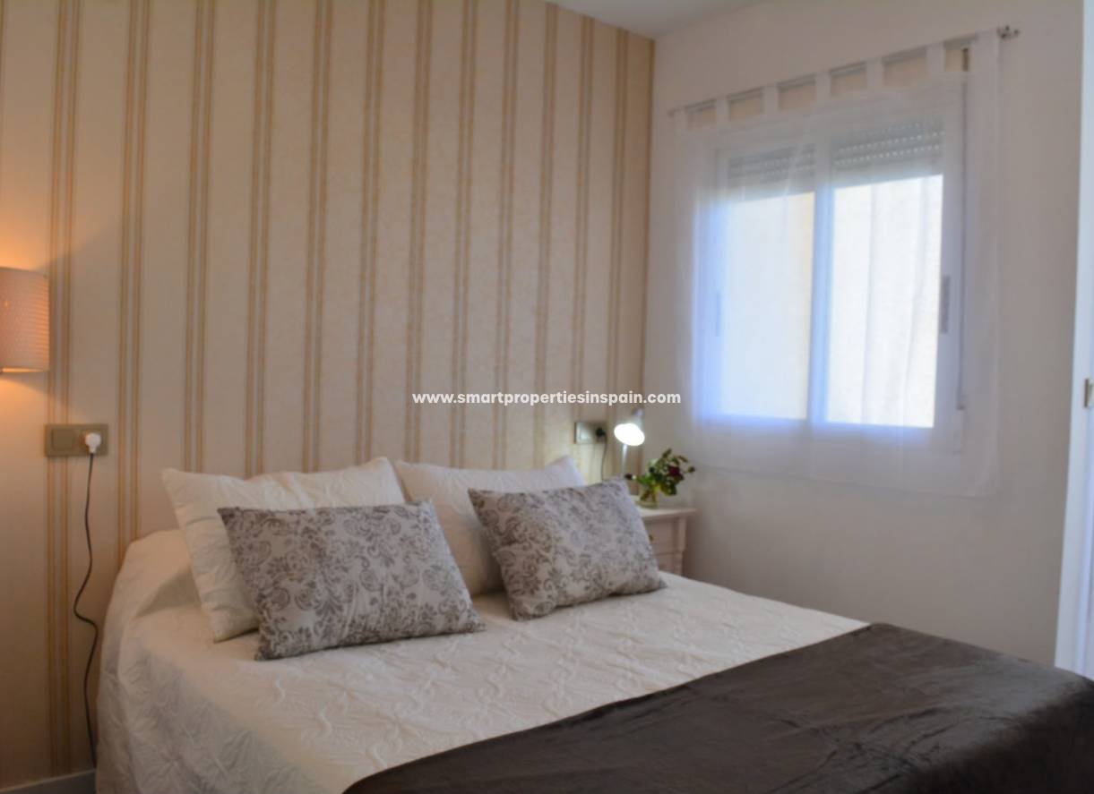 Reventa - Vivienda Adosada - La Marina - Urbanización La Marina