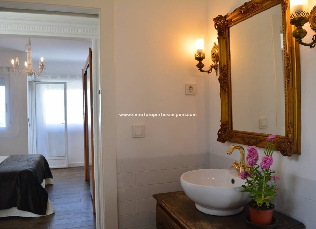 Reventa - Vivienda Adosada - La Marina - Urbanización La Marina