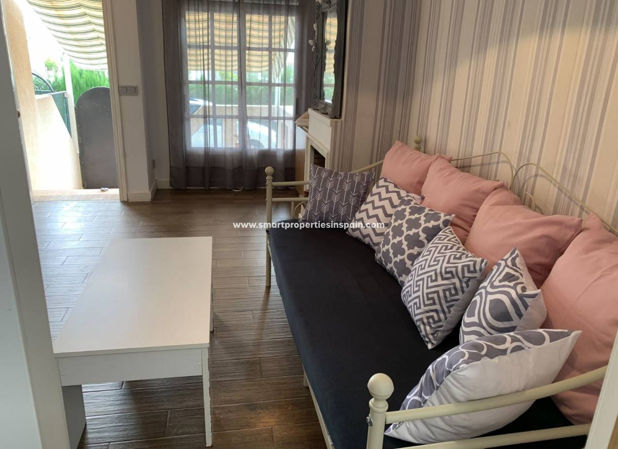 Reventa - Vivienda Adosada - La Marina - Urbanización La Marina