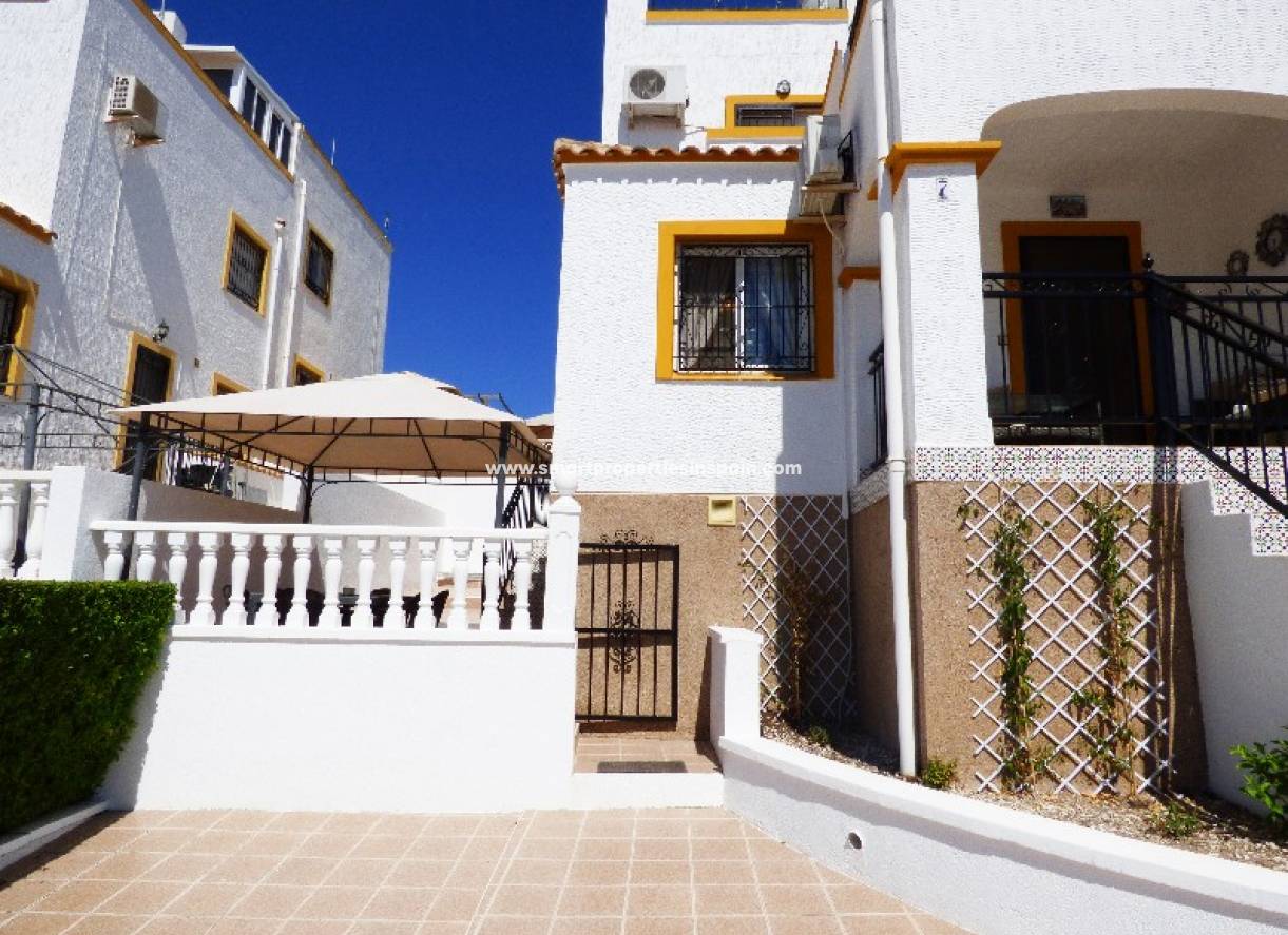 Reventa - Vivienda Semi Adosada - La Marina - Urbanización La Marina