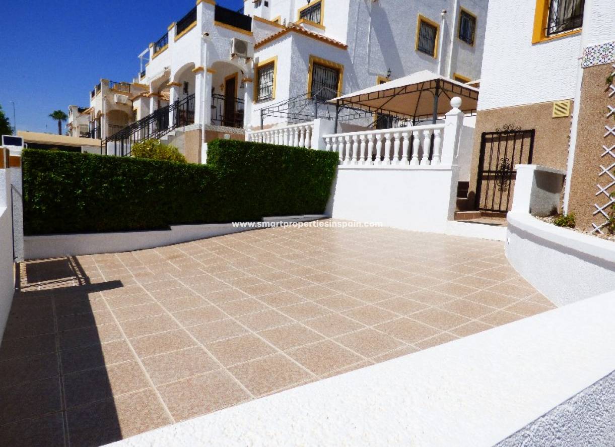 Reventa - Vivienda Semi Adosada - La Marina - Urbanización La Marina