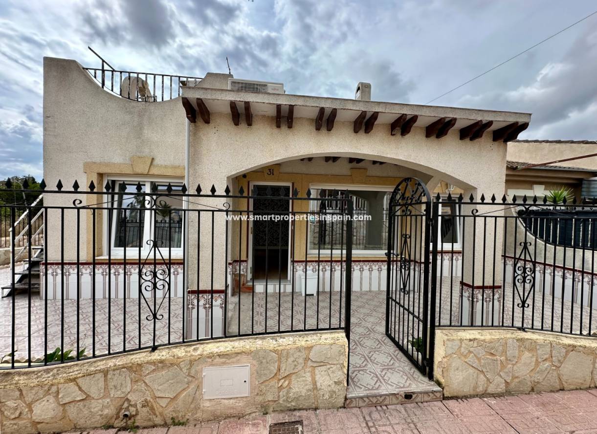 Reventa - Vivienda Semi Adosada - La Marina - Urbanización La Marina