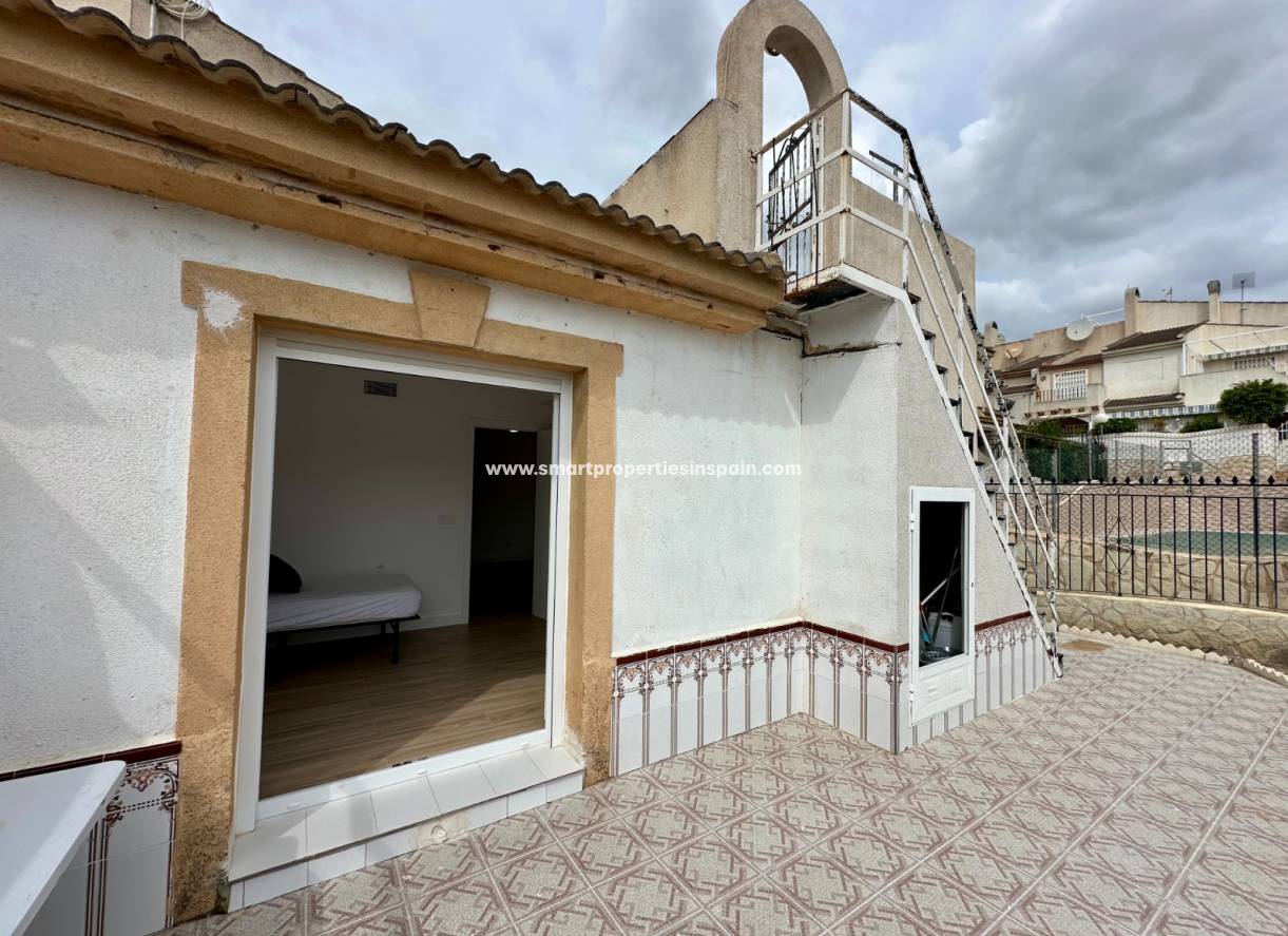 Reventa - Vivienda Semi Adosada - La Marina - Urbanización La Marina