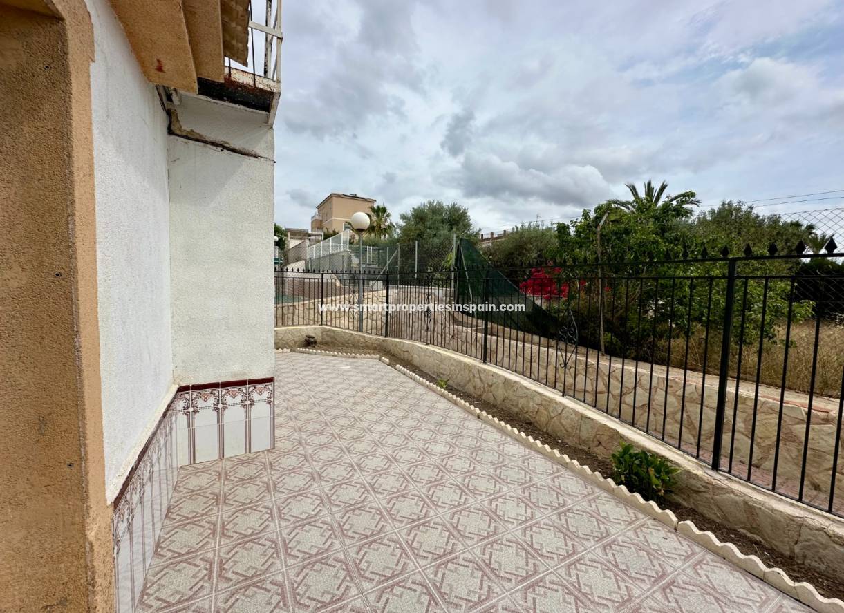 Reventa - Vivienda Semi Adosada - La Marina - Urbanización La Marina