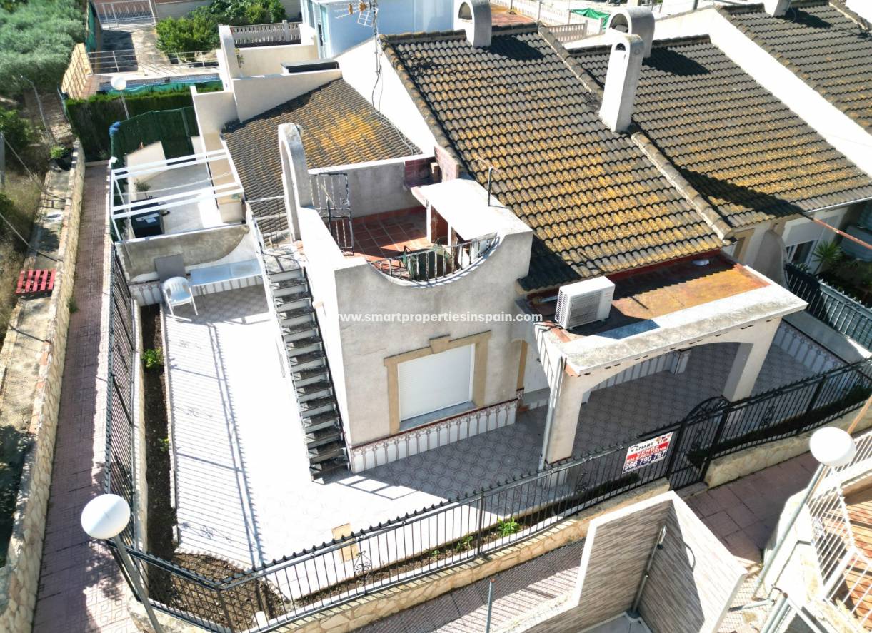 Reventa - Vivienda Semi Adosada - La Marina - Urbanización La Marina