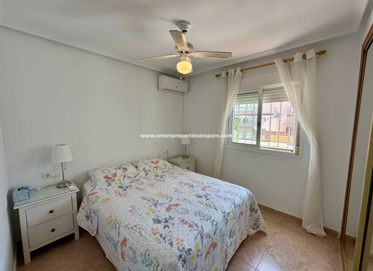 Reventa - Vivienda Semi Adosada - La Marina - Urbanización La Marina