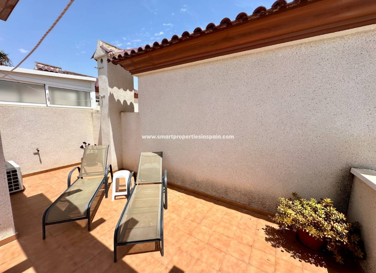 Reventa - Vivienda Semi Adosada - La Marina - Urbanización La Marina