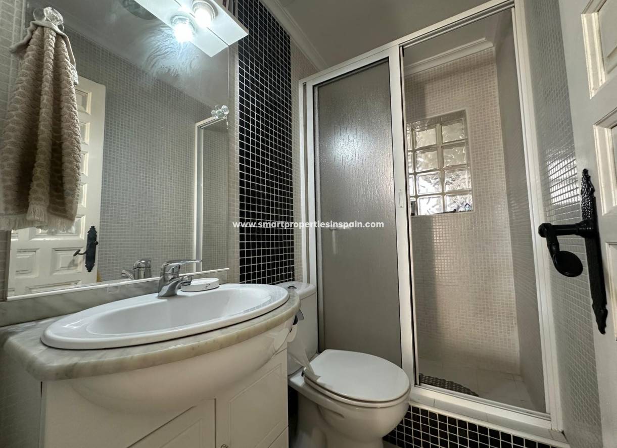 Reventa - Vivienda Semi Adosada - La Marina - Urbanización La Marina