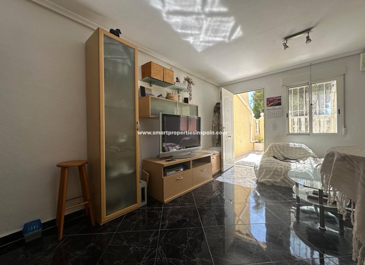 Reventa - Vivienda Semi Adosada - La Marina - Urbanización La Marina