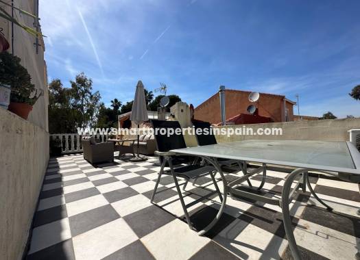 Reventa - Vivienda Semi Adosada - La Marina - Urbanización La Marina