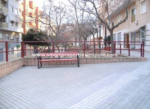 Revente - commercial - La Marina - La Marina Village