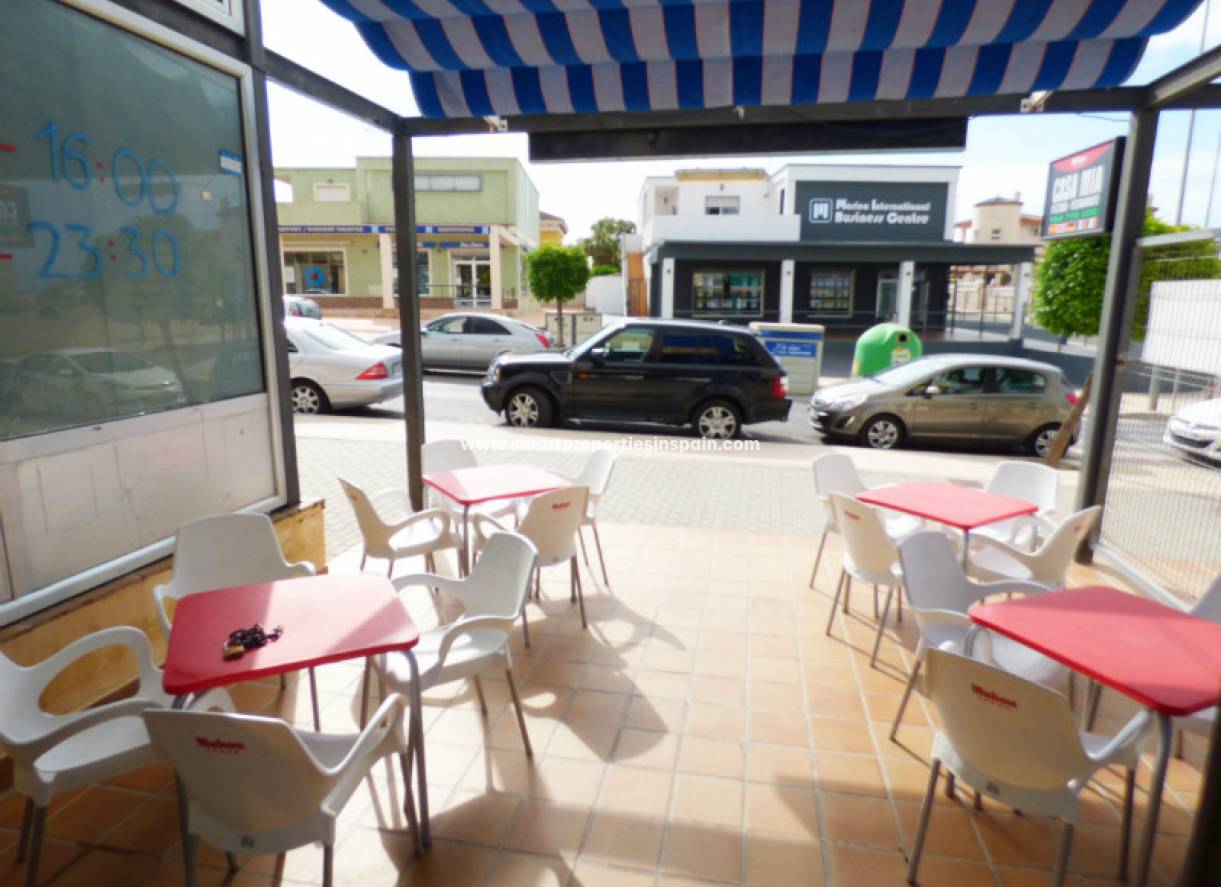 Revente - commercial - La Marina - Urbanización La Marina