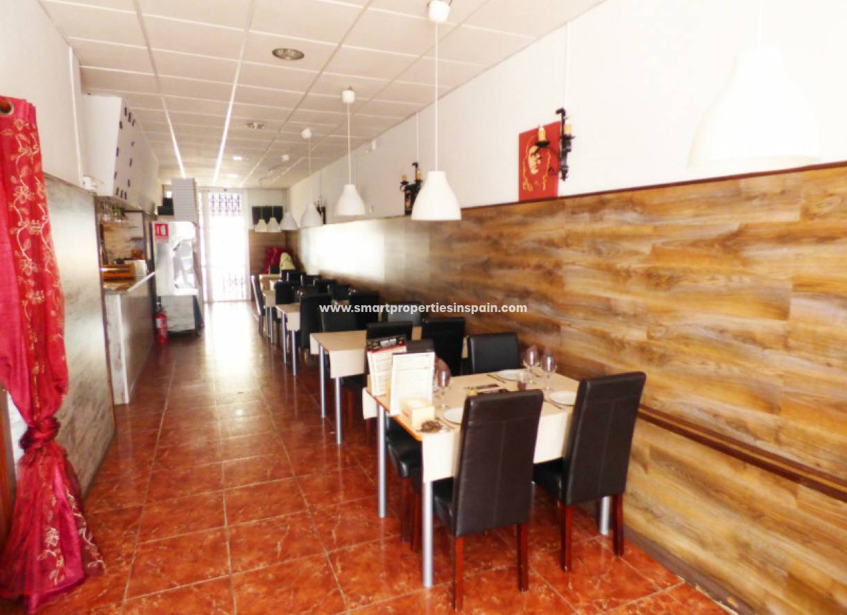 Revente - commercial - La Marina - Urbanización La Marina