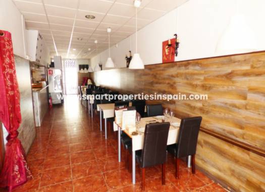 Revente - commercial - La Marina - Urbanización La Marina