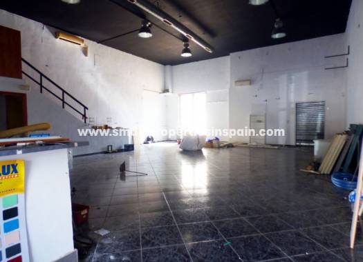 Revente - commercial - La Marina - Urbanización La Marina