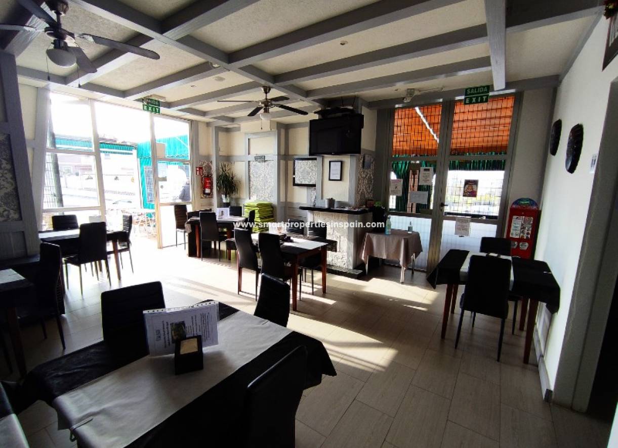 Revente - commercial - La Marina