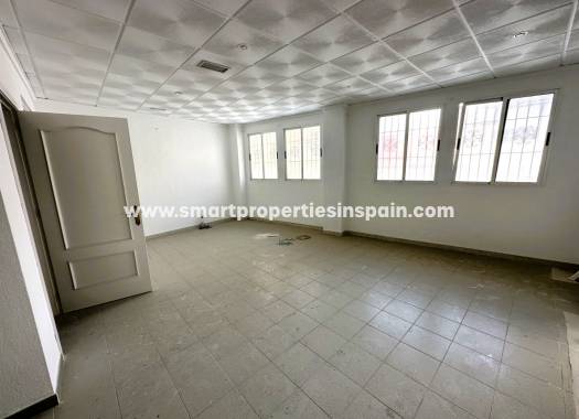 Revente - commercial - Torrevieja