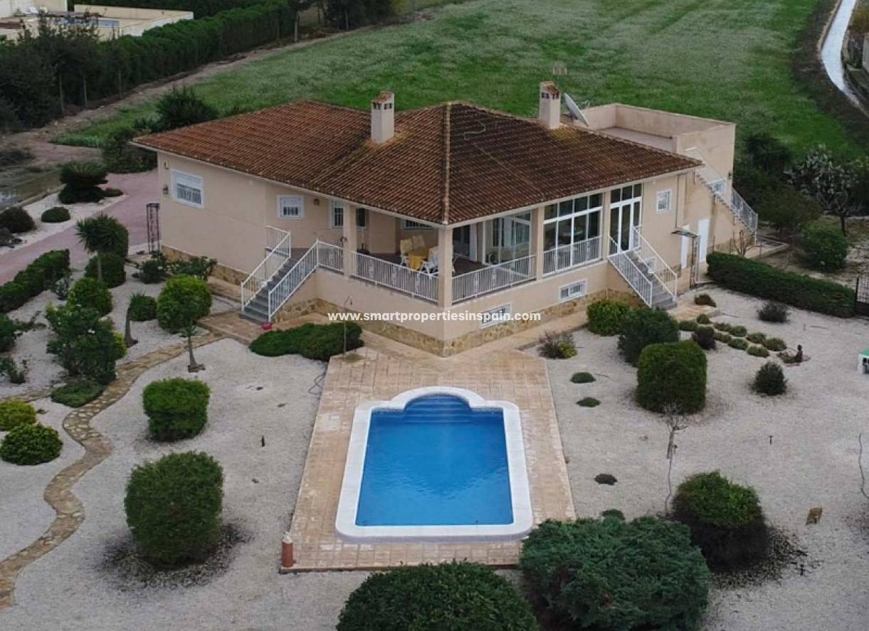 Revente - Maison de campagne - Catral