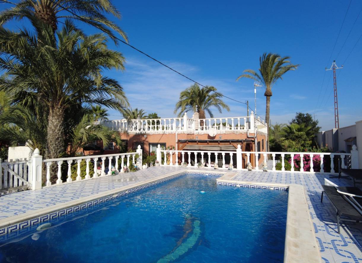 Revente - Maison de campagne - Elche